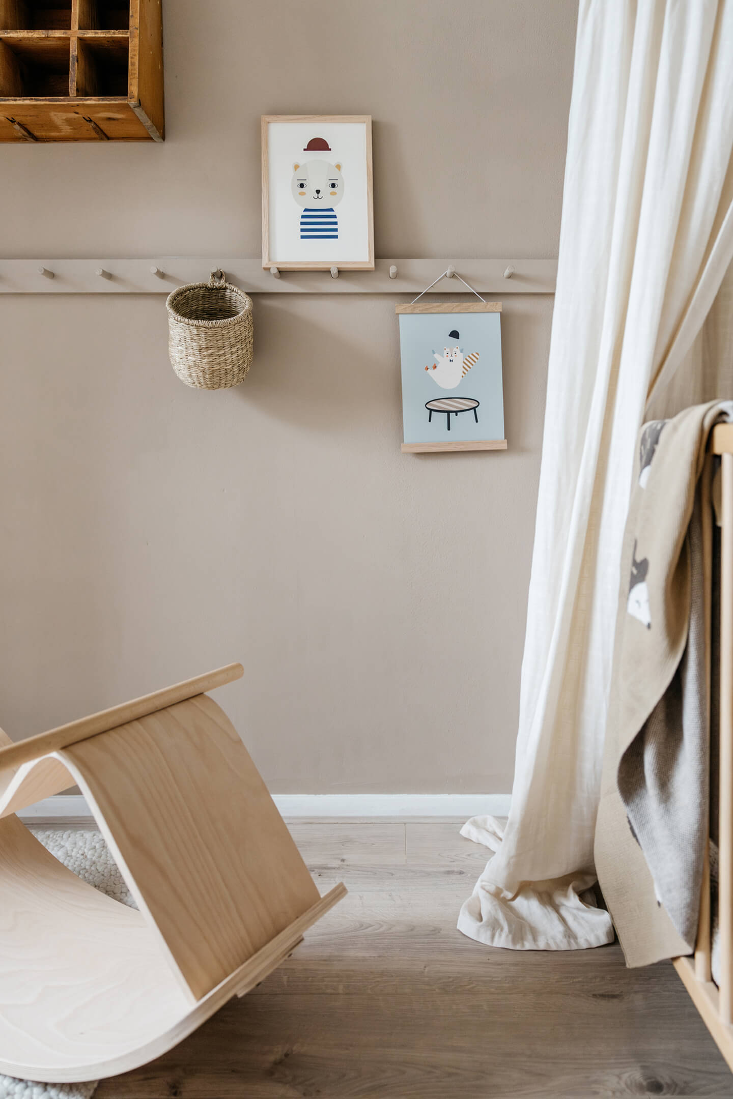 Hrast okvir z magnetom, A4