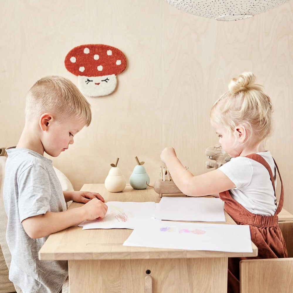 Skodelica hruška, mint