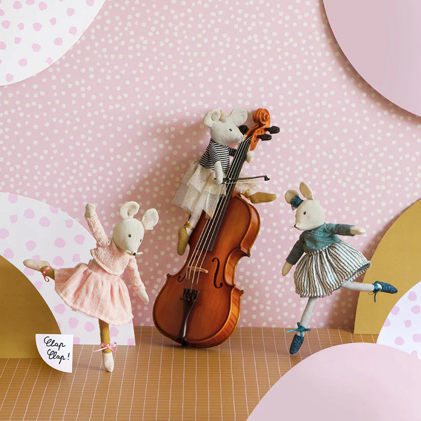 Charlotte, La Petite École de Danse